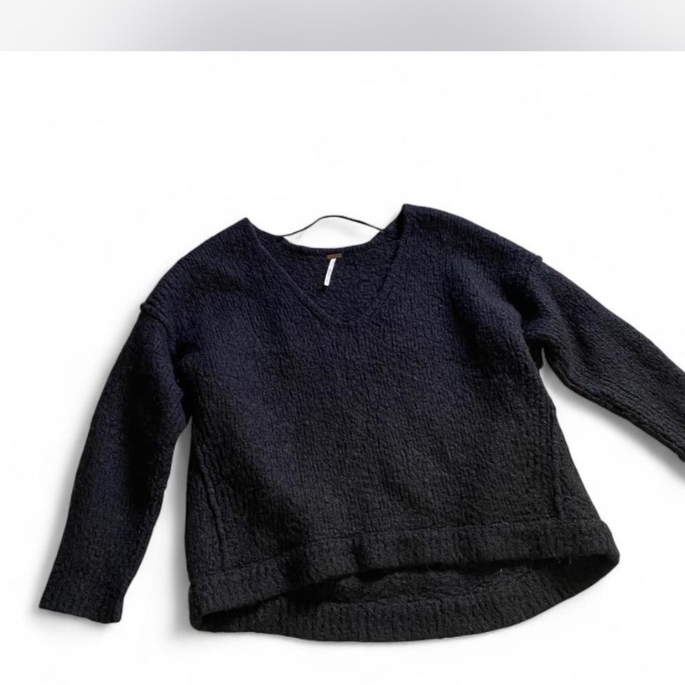 Free People Aplaca Blend Black V-Neck Sweater‎ Oversized size small